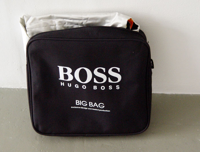 sf1999formulaonedress-bossbag700